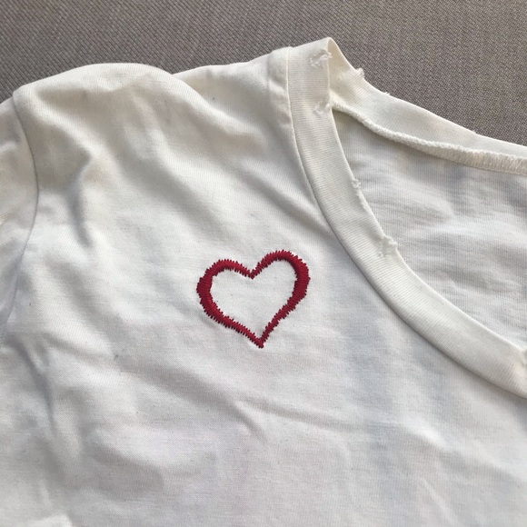 Chaser Rosey Love embroidered distressed tee M - Picture 5 of 8